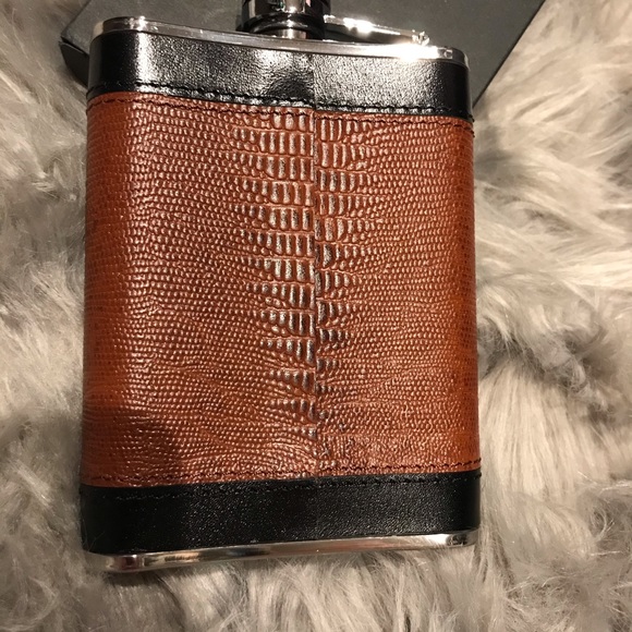 New in Box - Flask - Picture 5 of 11